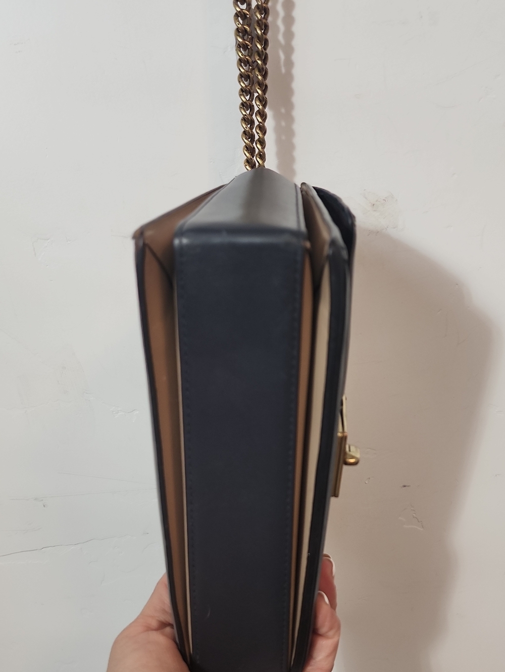 Coach Bag - Picture 3 of 6